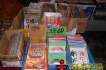 夜市贩卖盗版光碟团伙被端 4人因涉嫌侵犯著作权罪被刑拘