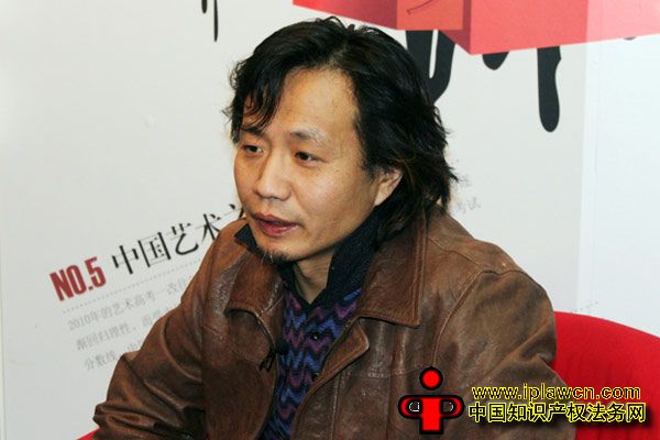 “裸模”状告画家，肖像权暂胜著作权